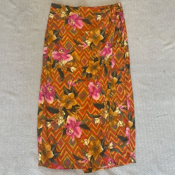 New York & Company Maxi Hawaiian Print Wrap Around Skirt Size Large - Picture 1 of 4